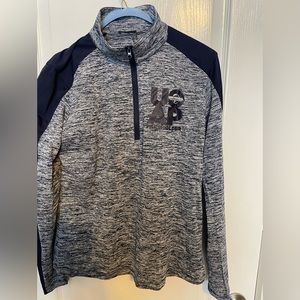 Universal pass holder quarter zip